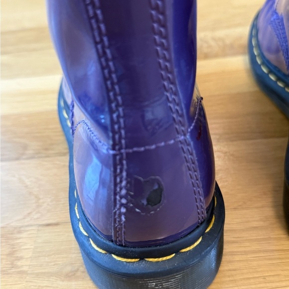 Dr. Marten's Purple 1460 WOMEN'S PATENT LEATHER LACE UP BOOTS - Picture 9 of 16